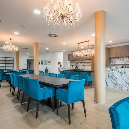Daire Cozy In With Kitchen Siena